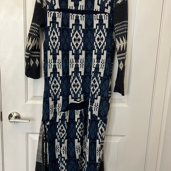 Long knit cardigan - Picture 4 of 5